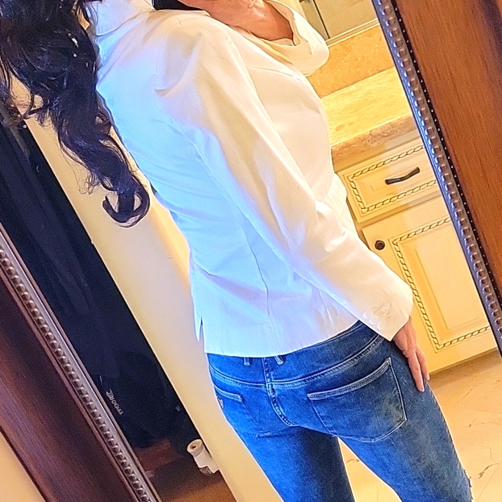 212 Collection White Blazer,  Sz 2 - Picture 8 of 16